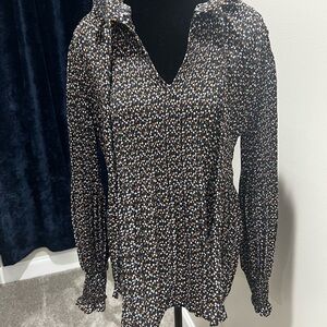 Max Studio Black and White Blouse with Pattern